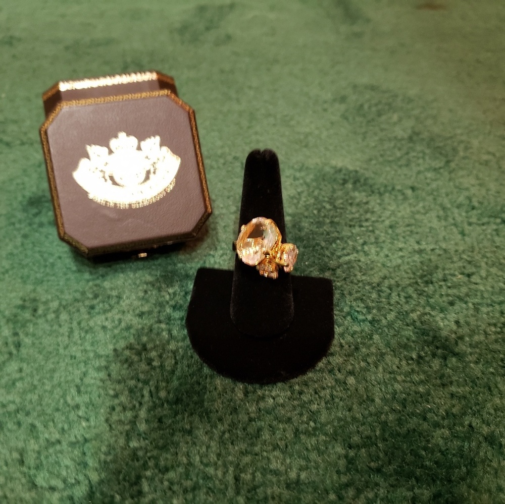SOLD-JUICY COUTURE RING WITH 3 SWAROVSKI CRYSTALS - Picture 5 of 7